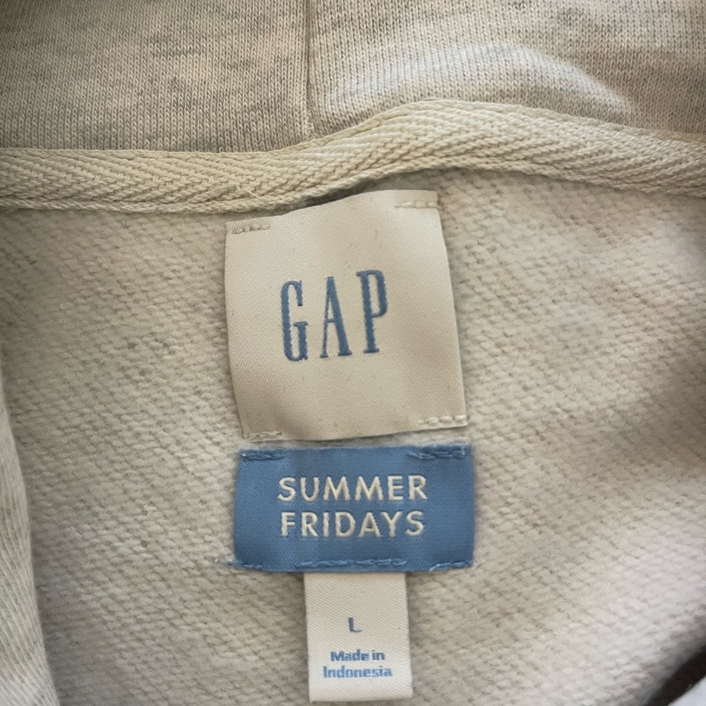 GAP x SUMMER FRIDAYS Light Gray Hoodie - Picture 3 of 4
